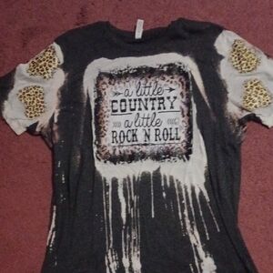 Graphic Tee with Leopard Print Accents